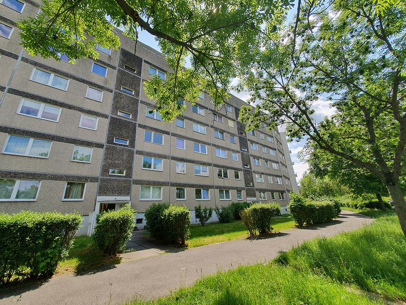 Erstbezug nach Ausbau/schön sanierte 3-Raum-Wohnung mit gr. Balkon
